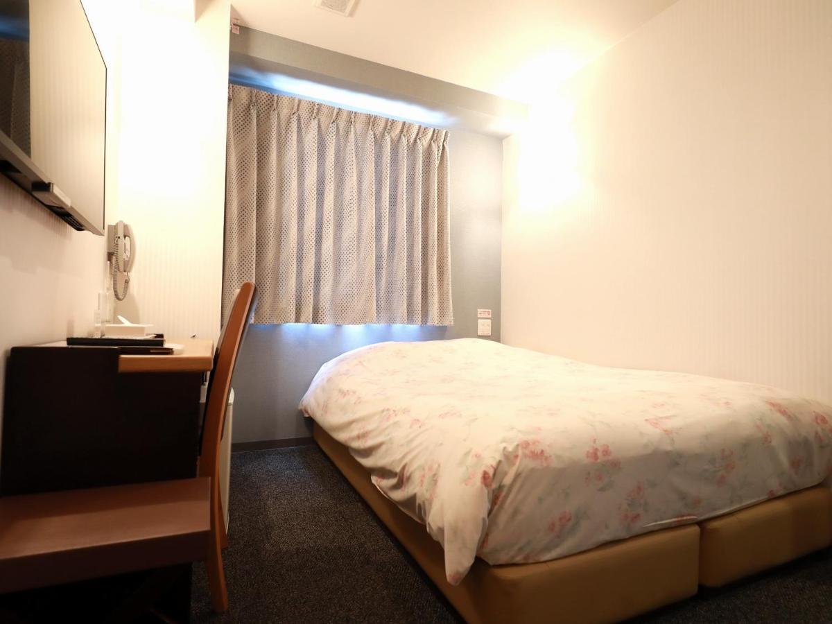 Toyama Town Hotel Экстерьер фото