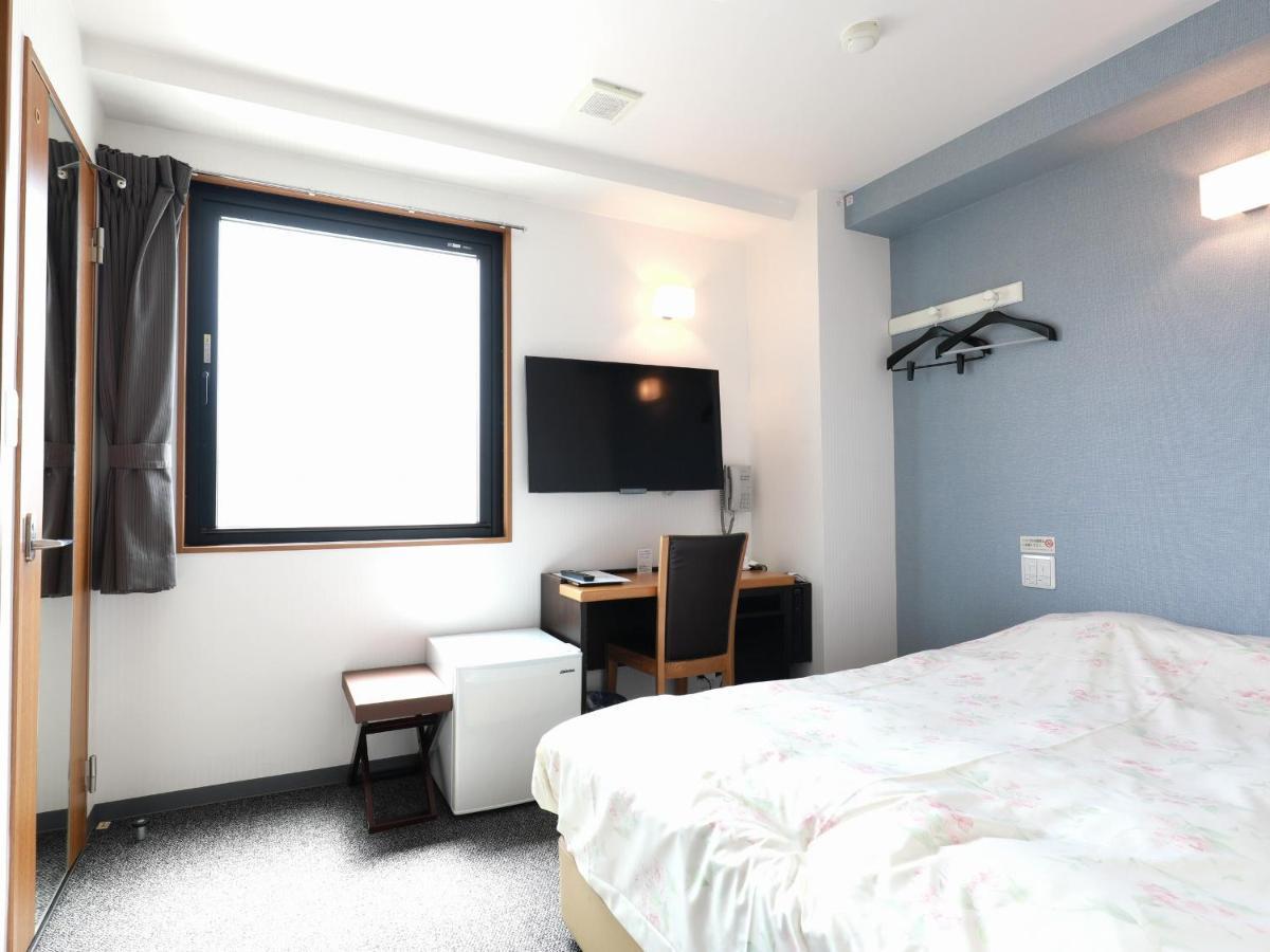 Toyama Town Hotel Экстерьер фото